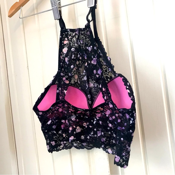 HOST PICK ✨ Victoria’s Secret PINK High Neck Black Lace Padded Bralette - Picture 6 of 10